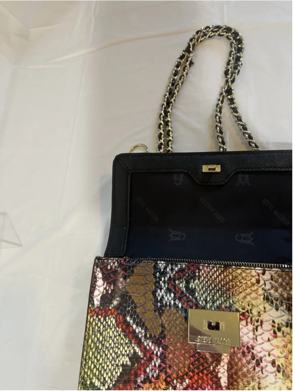 Steve Madden BVANTASTIC Rainbow Snake Print Crossbody chain strap new
